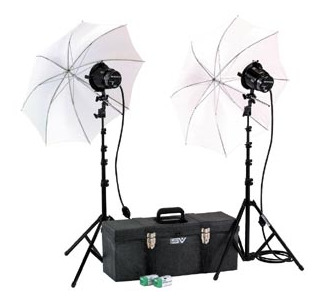 Smith-Victor  2-LIGHT TOOLBOX KIT WITH UMBRELLAS