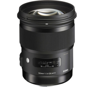 Sigma - 50 mm - f/1.4 - Full Frame Sensor - Zoom Lens for Canon EF