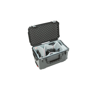 iSeries 2213-12 Watertight/Dustproof Case with Think Tank Designed Video Dividers