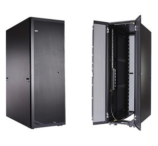 Lenovo 42U 1200mm Deep Dynamic Rack