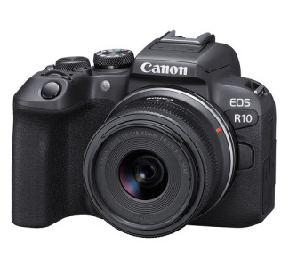 Canon EOS R10 Mirrorless Camera with 18-45mm Lens