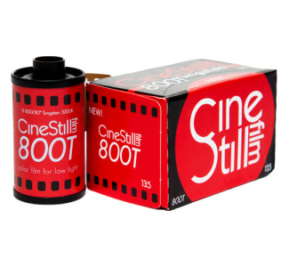 CineStill Film 800Tungsten Xpro C-41 Color Negative Film (35mm Roll Film, 36 Exposures)